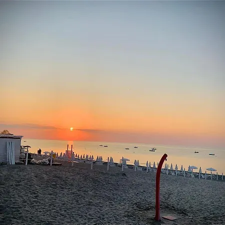 Lukry Apartment Locri
